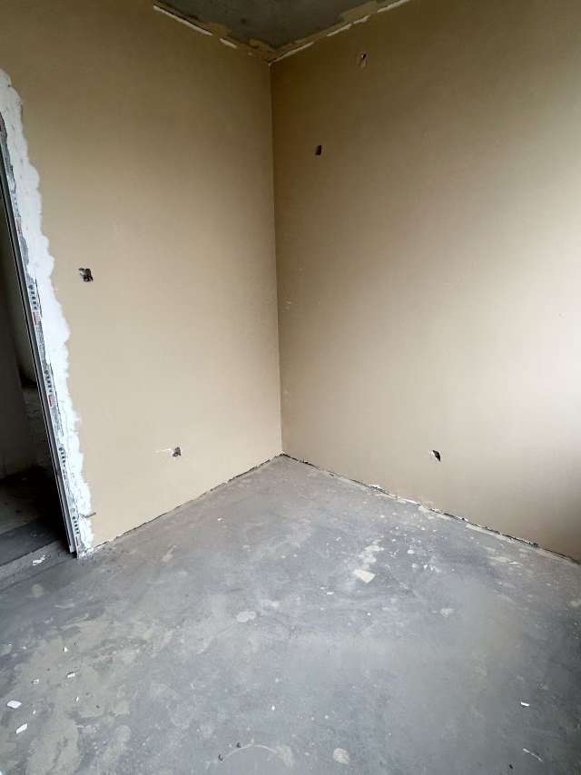 振业时代四房两厅100万